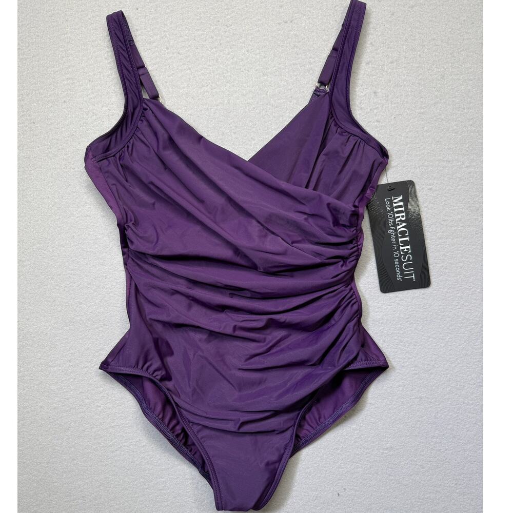 Miraclesuit Women's Must Haves Sanibel One-Piece Swimsuit Sangria 16 $180